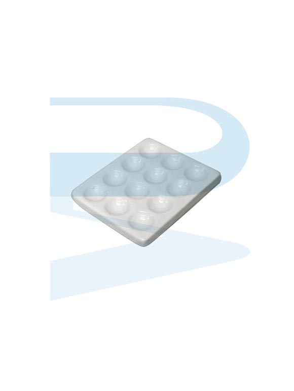 Spotting Plate, Porcelain, In